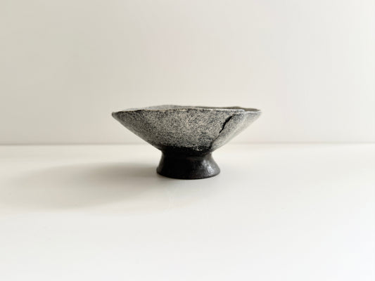 Taeko Kajihara(梶原妙子)Handmade Ceramic Decoration Bowl
