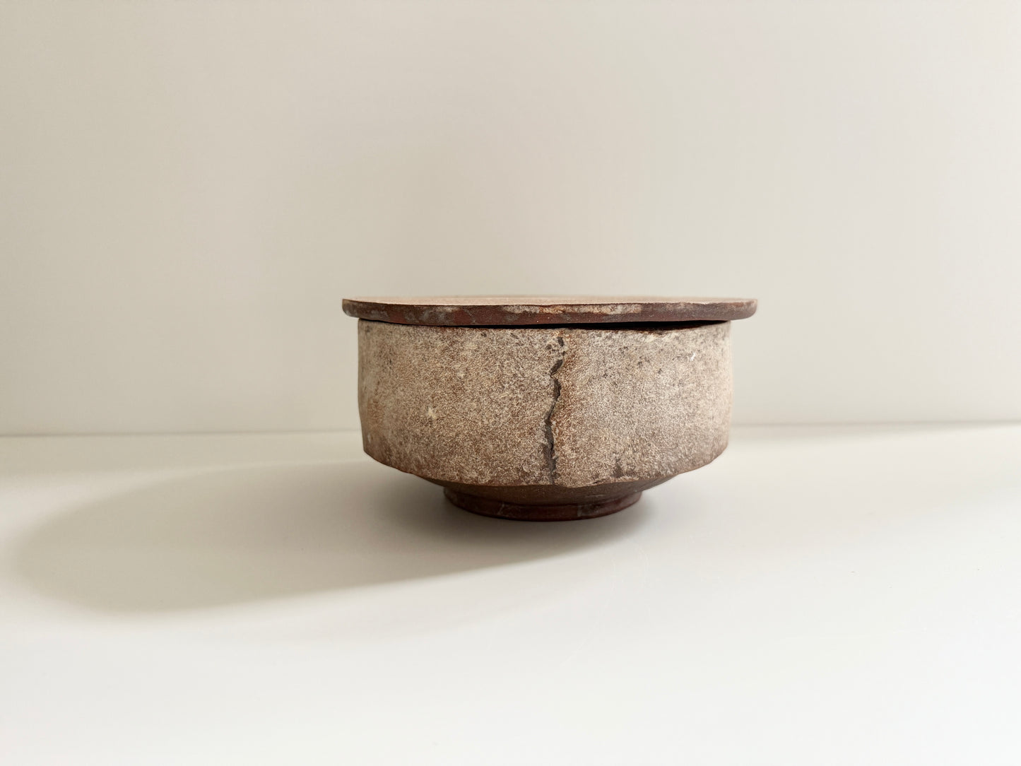 Taeko Kjihara (梶原妙子) Handmade Small Lidded Bowl