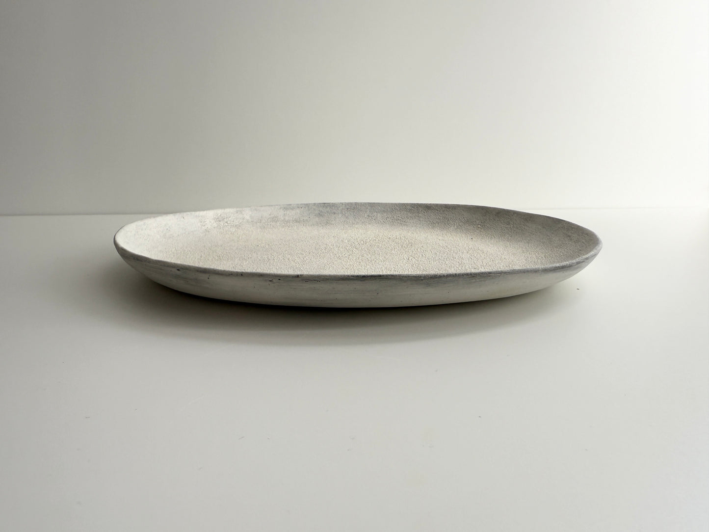 Mutsumi Ohashi (大橋睦) Unglazed Oval Plate