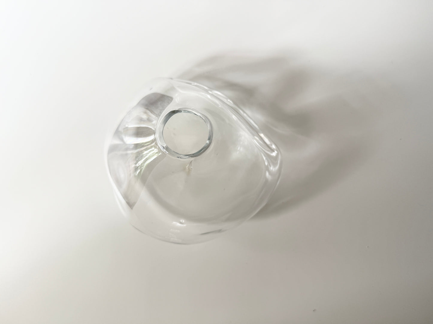 Minako Aiba(饗庭三七子)Artisanal Glass Flower Vase