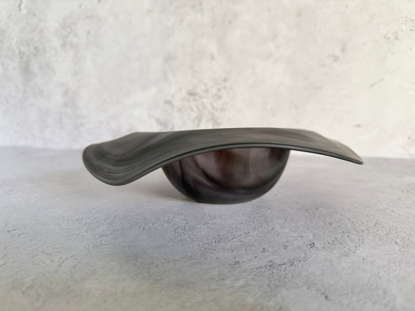 Minako Aiba(饗庭三七子)Handmade Glass Matte Rim Plate
