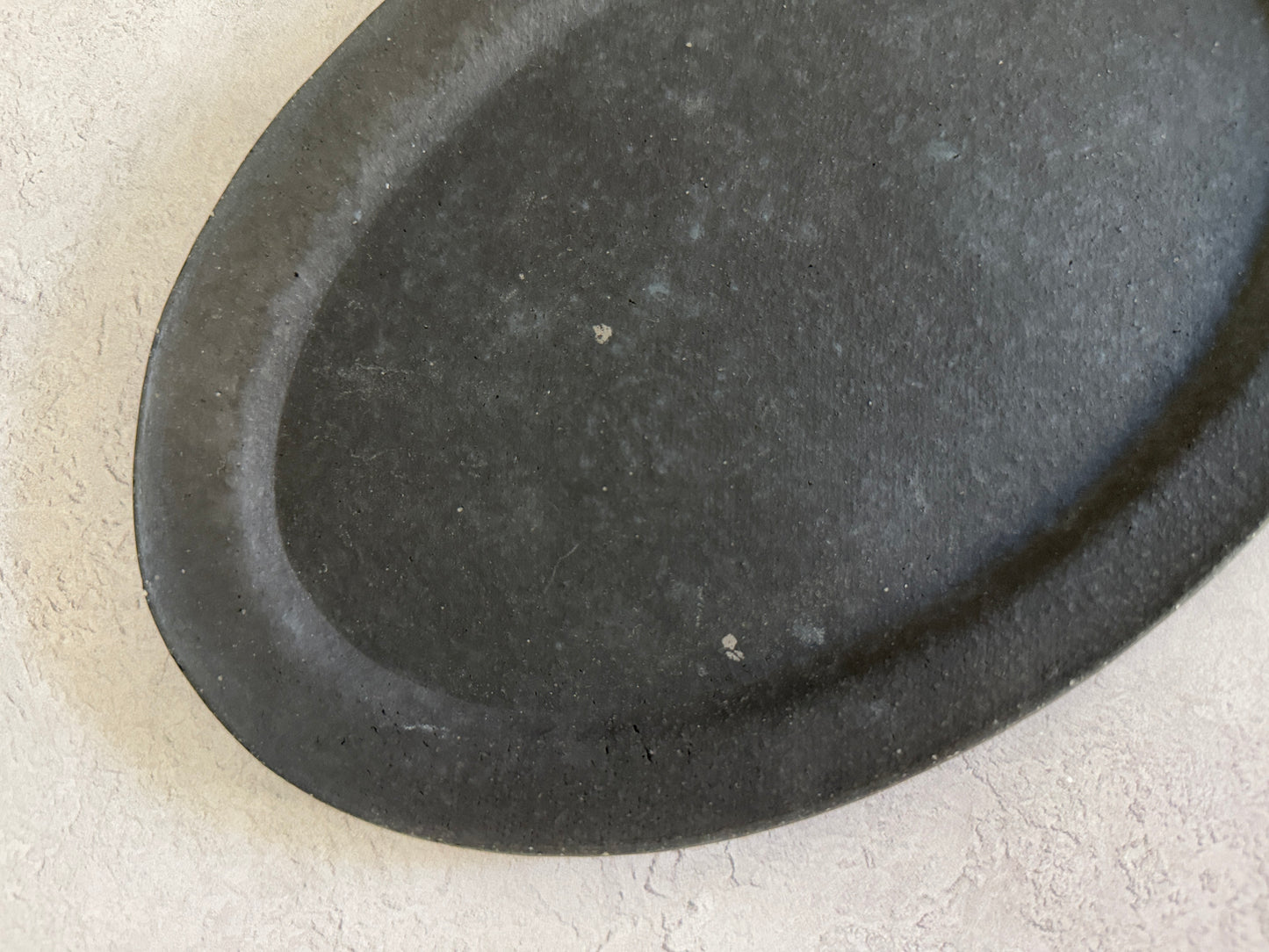 Gengo Furukawa (フルカワゲンゴ) Handmade Ceramic Oval Plate