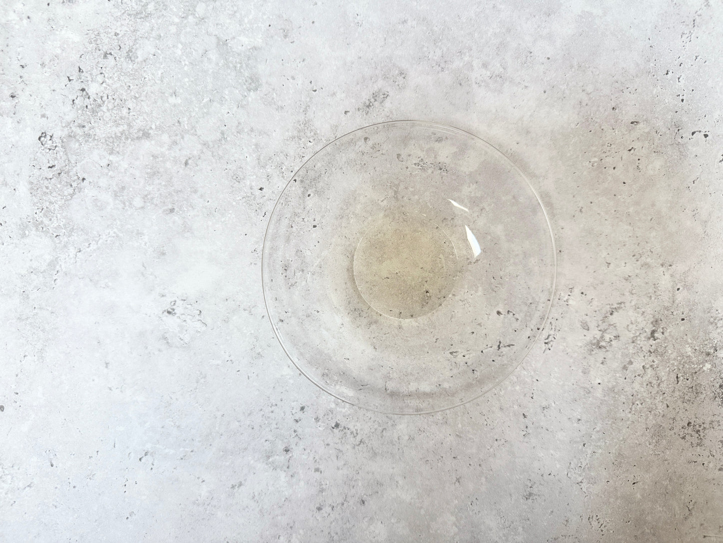 Takanori Washizuka (鷲塚貴紀) Handmade Glass Plate