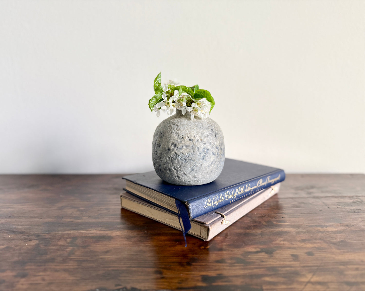 Flower vase