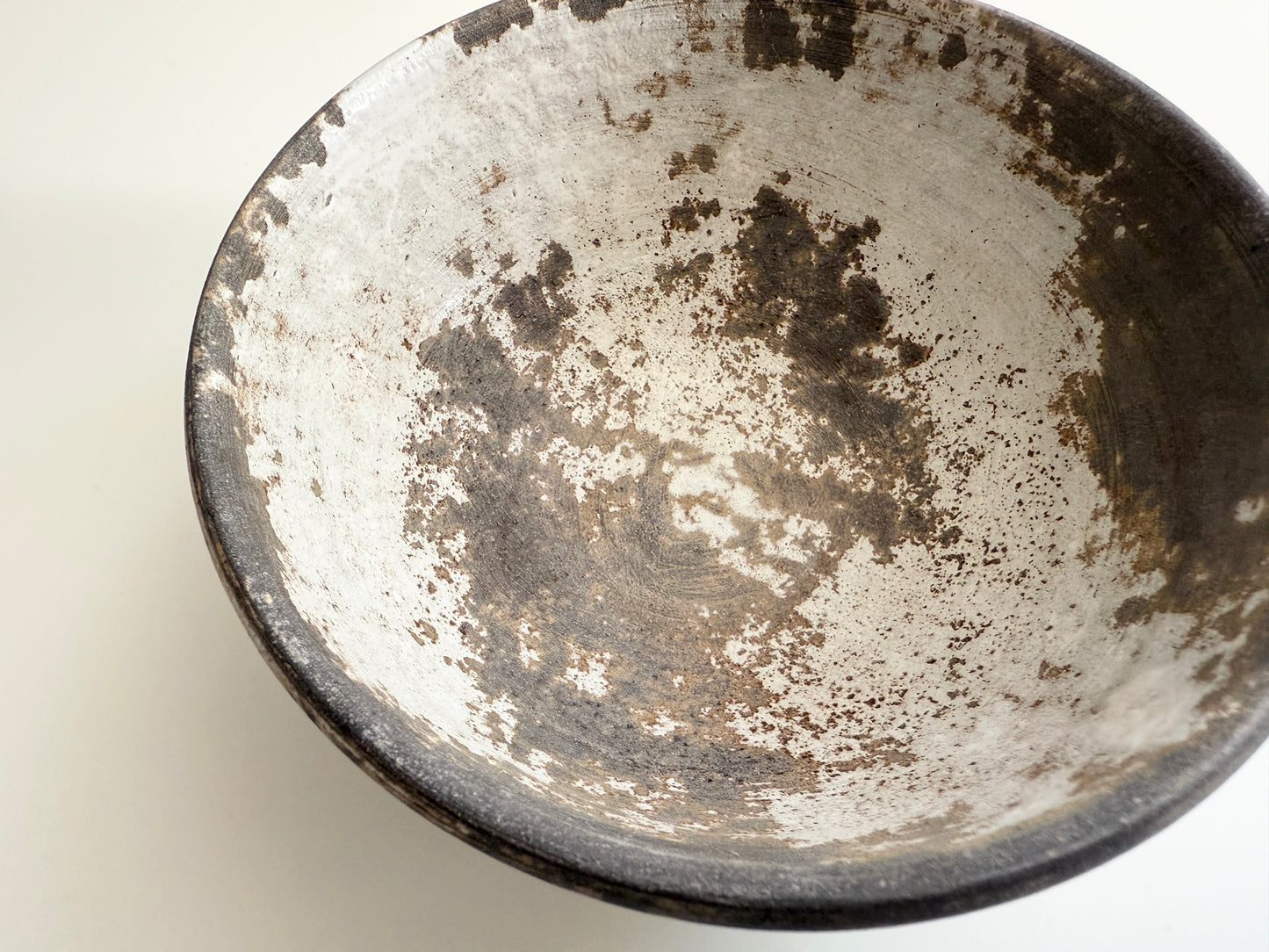 Minoru Haga (芳賀稔) Artisanal Ceramic Bowl