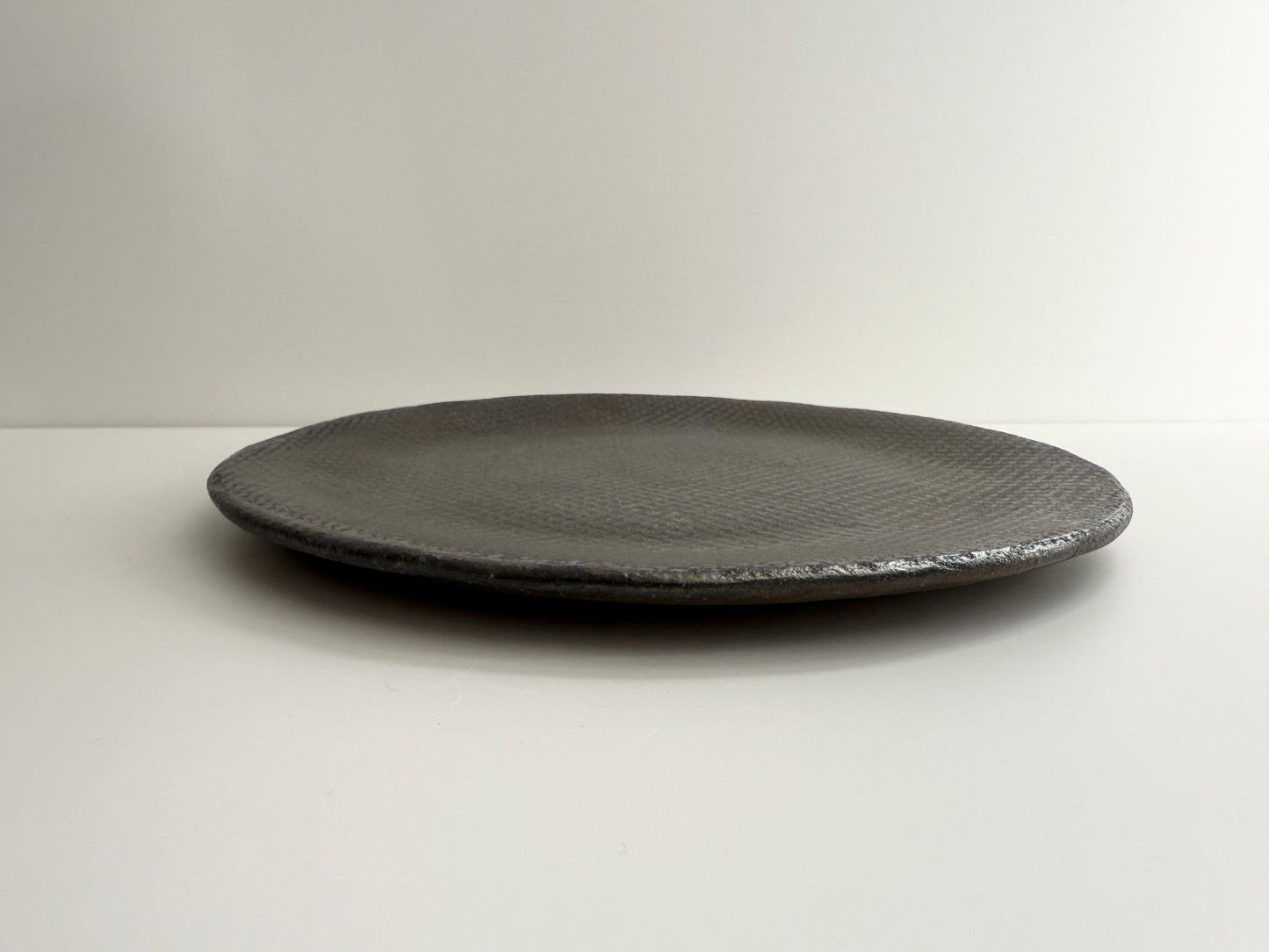 Minoru Haga (芳賀稔) Artisanal Dot Plate